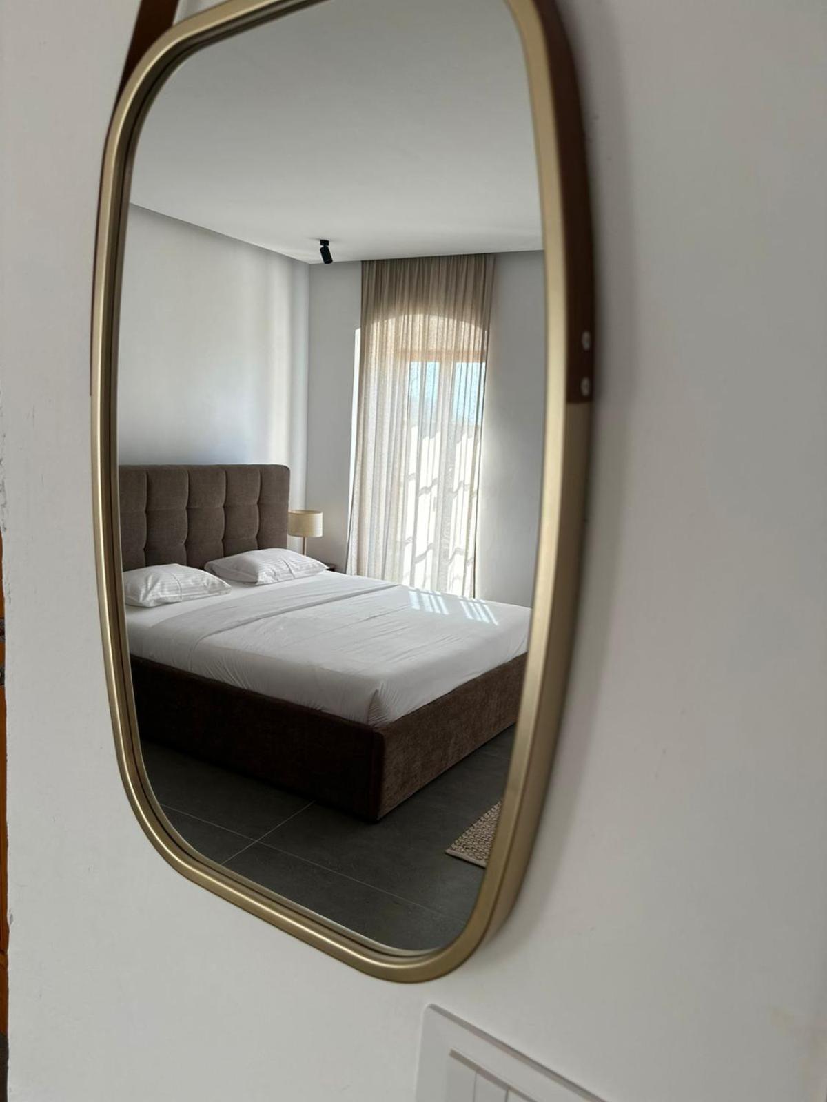 Lion'S Villa Vlorë Exterior foto